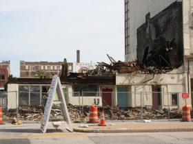 Demolition of the Sydney Hih.