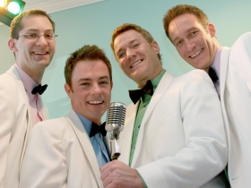 4 Guyz in Dinner Jackets