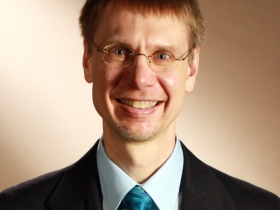 Geoffrey R. Swain
