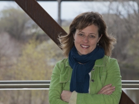 Laura Bray