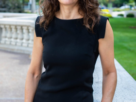 Nicole Safar