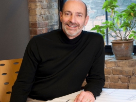 Stephen Kuhnen