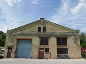 1420 E. Park Pl.