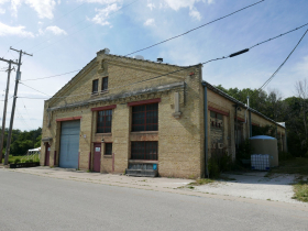 1420 E. Park Pl.