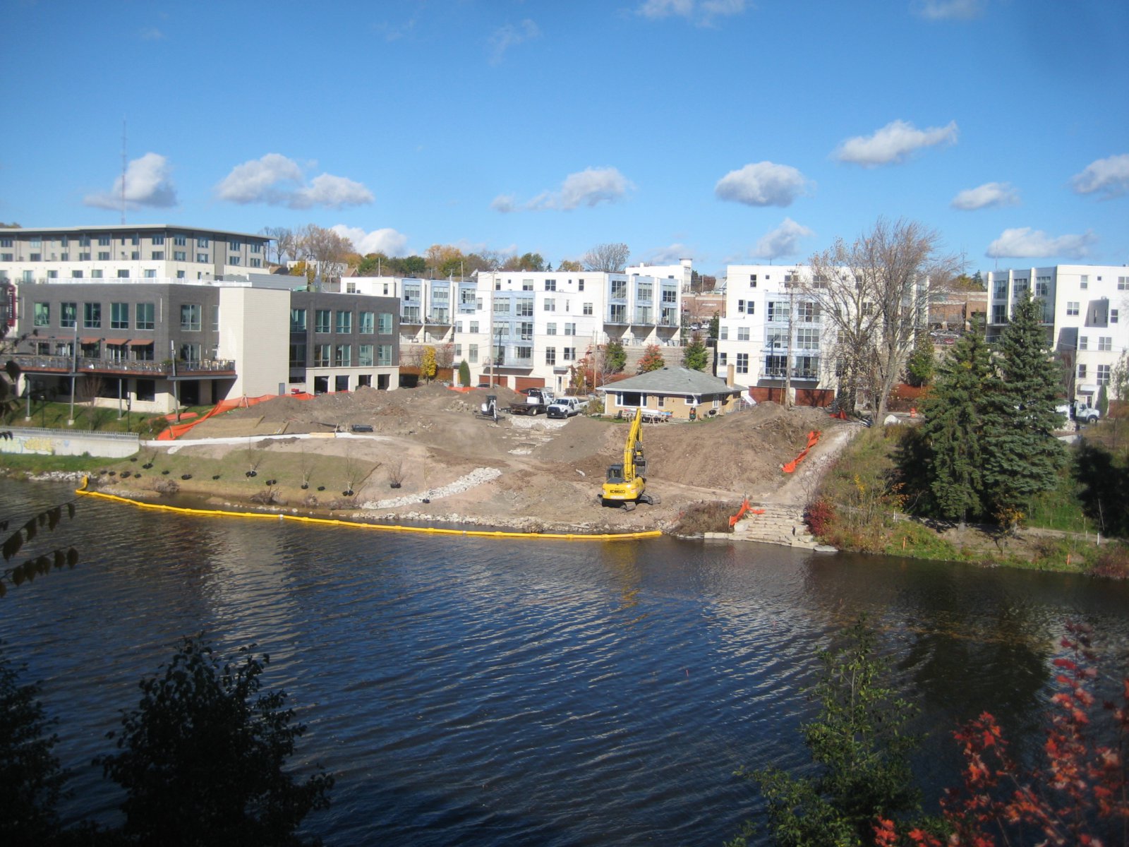 Friday Photos: The Greenway Gateway
