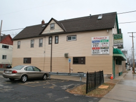 Klinger's East - 920-924 E. Locust St.