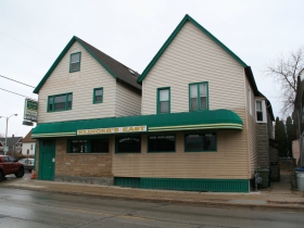 Klinger's East - 920-924 E. Locust St.
