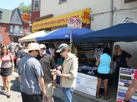 Vendors in front of Sunrise Foods
