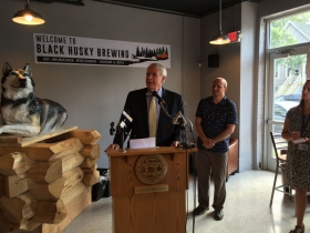 Mayor Tom Barrett at Black Husky