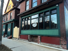 Seven Swans Creperie