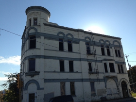 2249 N. Humboldt Ave.