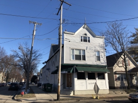 Sticky Rice, 1000 E. Locust St.