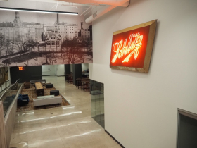 Schlitz Rivercenter Tenant Lounge