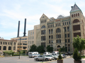 Schlitz Brew House