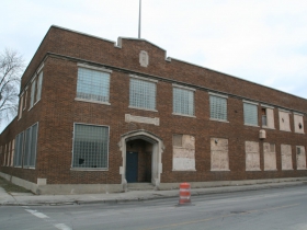 2900-2930 W. Center St.