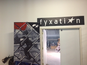 Fyxation.