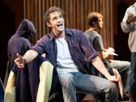 Dan DeLuca (Jerry Lukowski) in Skylight Music Theatre’s production of The Full Monty running September 24 – October 17, 2021.