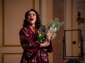 Rána Roman (Lilli Vanessi/Katharine) in rehearsal for Skylight Music Theatre’s production of Kiss Me, Kate May 17 – June 16.