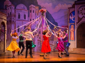 Cast in rehearsal for Skylight Music Theatre’s production of Kiss Me, Kate May 17 – June 16.