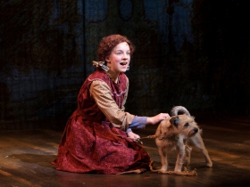KyLee Hennes (Annie in SKY cast) and Skippy the dog (Sandy in SKY cast) in rehearsal for Skylight Music Theatre’s production of Annie running November 17 through December 27.