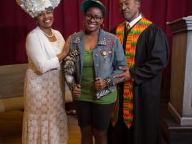 Cynthia Cobb (Mother Shaw), Ashley Levells (Yolanda), Ron Lee (Man)
