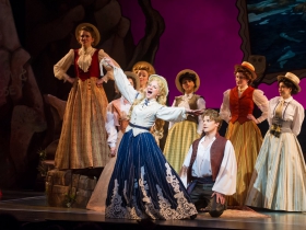 Cast of Pirates of Penzance