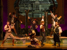 Cast of Pirates of Penzance