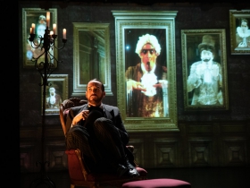 Doug Clemons (Robin Oakapple/Ruthven Murgatroyd) in Skylight Music Theatre and Milwaukee Opera Theatre’s production of Ruddigore running January 3 – January 19, 2020.