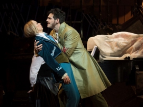 Diane Lane (Nicklausse) and John Kaneklides (Hoffmann) in rehearsal for Skylight Music Theatre’s production of The Tales of Hoffmann in association with Milwaukee Opera Theatre, March 16-29 on the Cabot Theatre stage.