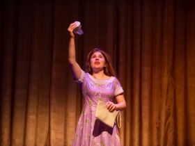 Allie Babich (Violet) in Skylight Music Theatre’s Violet