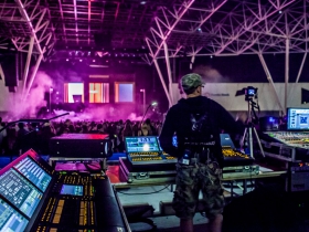 Lorde at the BMO Harris Pavilion 2014.