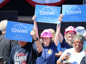 Tim Walz Attends Laborfest