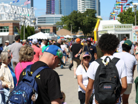 Tim Walz Attends Laborfest