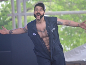 BJ Daniels Drag Show