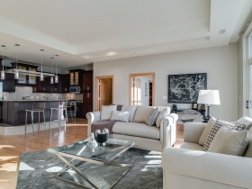 1313 N. Franklin Pl., Unit 702