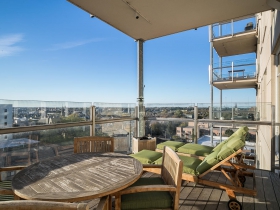 1313 N. Franklin Pl., Unit 702