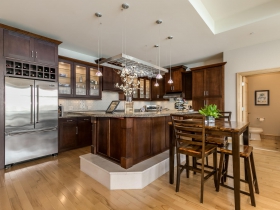 1313 N. Franklin Pl., #1005