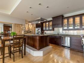 1313 N. Franklin Pl., #1005