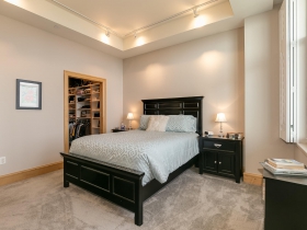1313 N. Franklin Pl., #1005