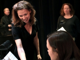 Janna Ernst and Theresa Zick.