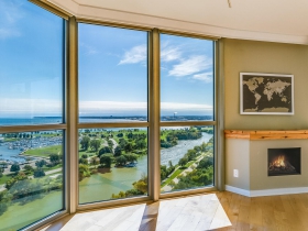 1660 N. Prospect Ave., #1909