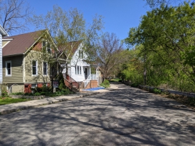 N. Gordon Place at the end of E. Clarke Street