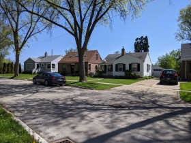 Gordon Place in Whitnall Knoll
