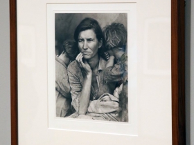 Dorothea Lange, Migrant Mother Nipomo, CA, 1936/2003.