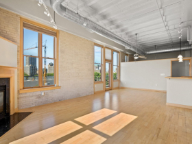 1325 N. Van Buren St., #402
