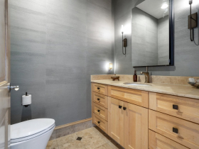 1313 N. Franklin Pl., #1102