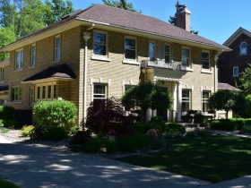 Earnell Lucas' Home