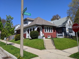 East Montana and S. Herman streets