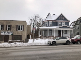5027 W. North Ave.