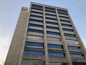 735 W. Wisconsin Ave.